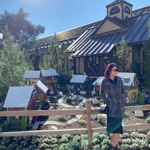 Meet your Posher, Binh